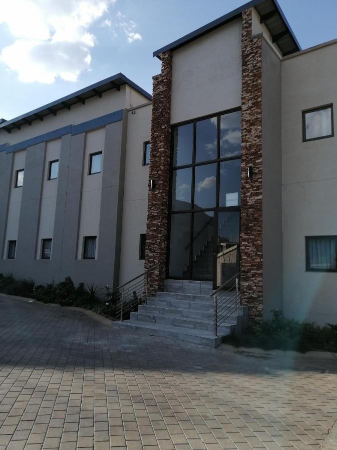 King's Gate Hotel Rustenburg Exterior foto