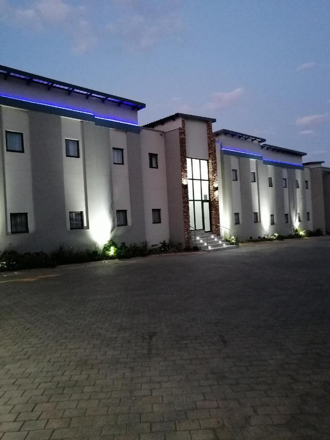 King's Gate Hotel Rustenburg Exterior foto