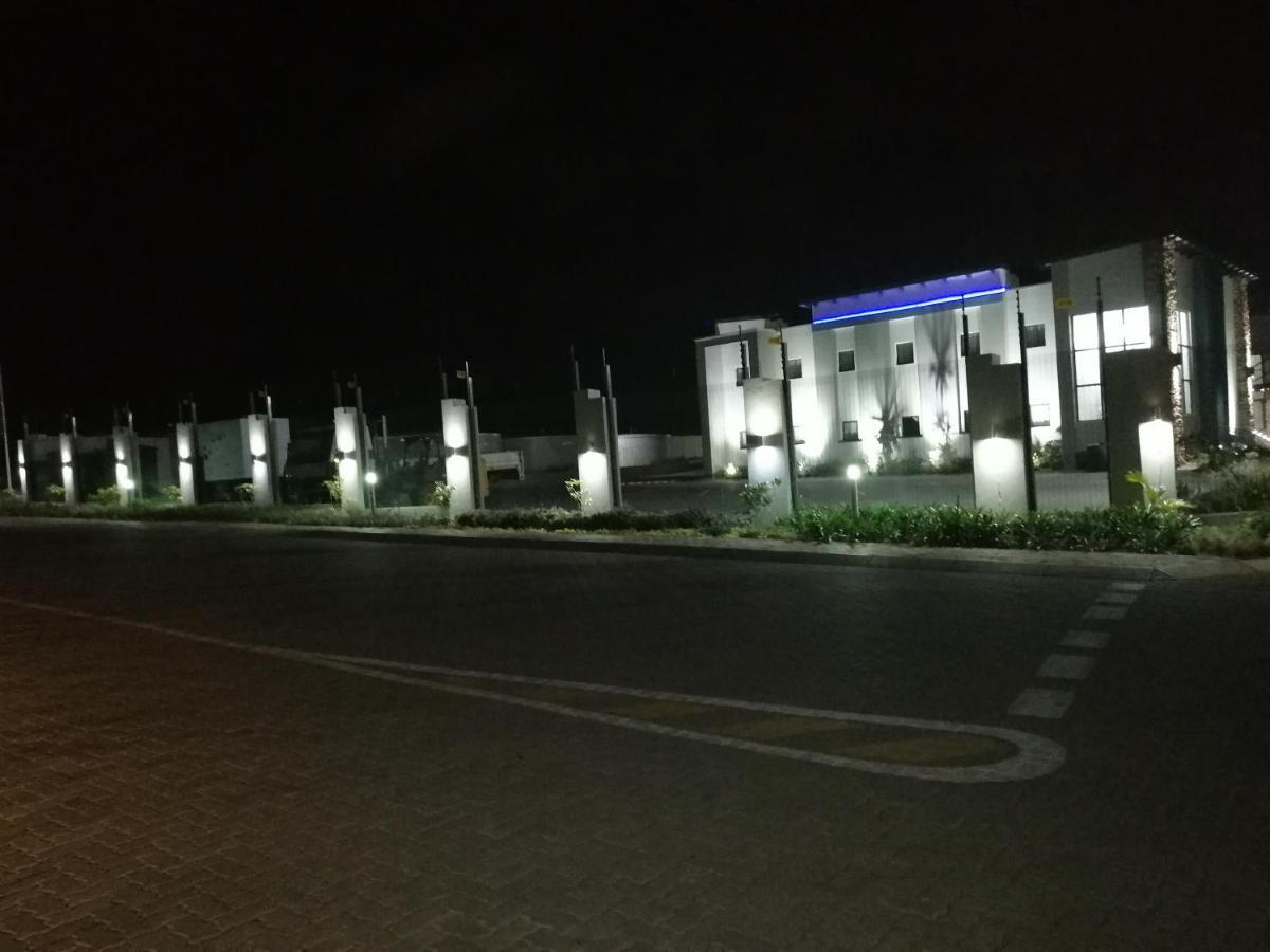 King's Gate Hotel Rustenburg Exterior foto