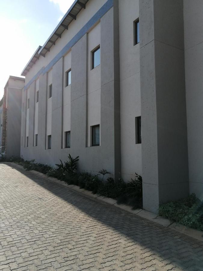 King's Gate Hotel Rustenburg Exterior foto